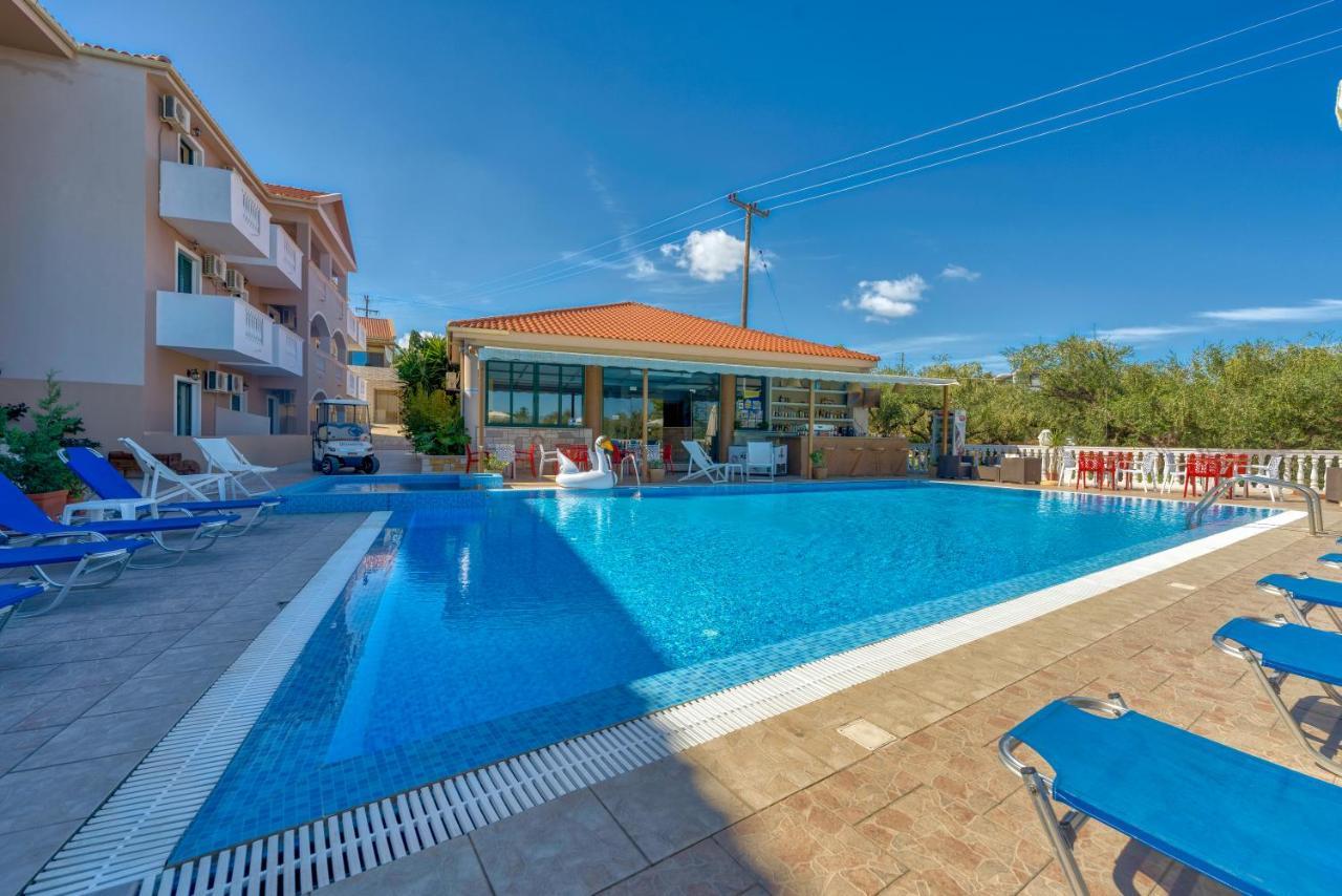 Kozanos Hotel & Suites Alykanas  Extérieur photo