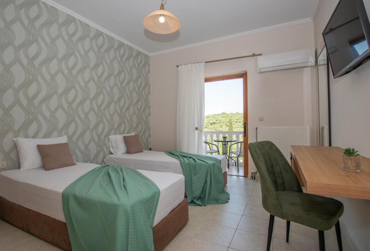 Kozanos Hotel & Suites Alykanas  Extérieur photo
